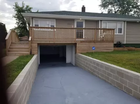 1051 Gerry St, Gary, IN 46406 photo 3
