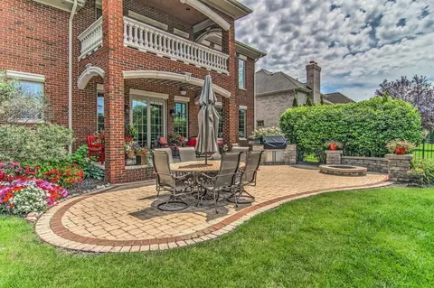 9716 Laurel Ct, Munster, IN 46321 photo 43