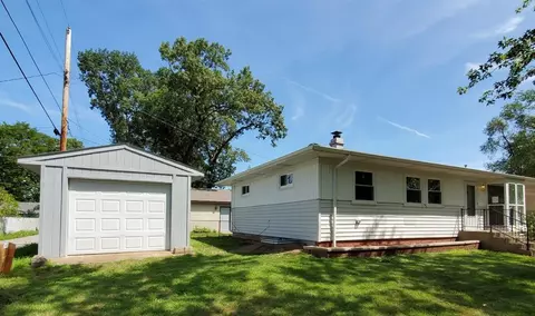 944 E Columbia Ave, Griffith, IN 46319 photo 3