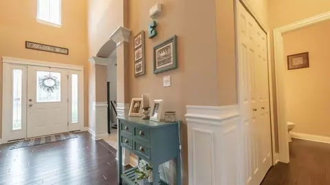 10091 Pearwood Dr, Saint John, IN 46373 photo 3