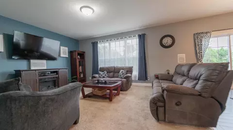 10091 Pearwood Dr, Saint John, IN 46373 photo 12