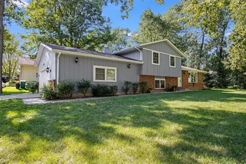 4265 Park Pl, Crown Point, IN 46307 photo 2