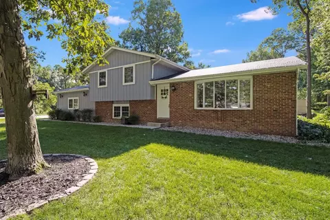 4265 Park Pl, Crown Point, IN 46307 photo 3