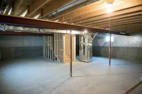 931 Lake St, Crown Point, IN 46307 photo 10