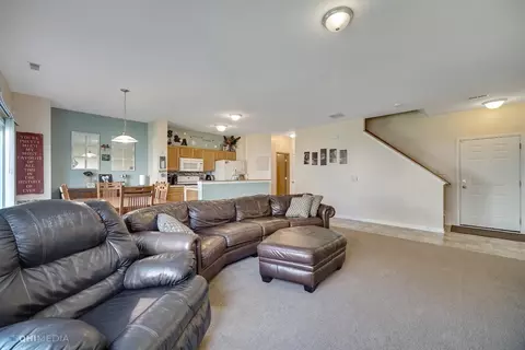 5289 Platinum Dr, Lowell, IN 46356 photo 4