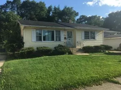 933 E 51st Pl, Gary, IN 46409 photo 2
