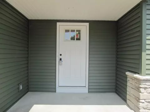 10143 Rustic Dr, De Motte, IN 46310 photo 6