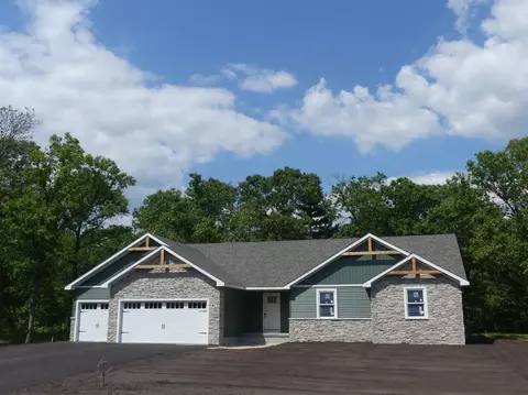 10143 Rustic Dr, De Motte, IN 46310 photo 1