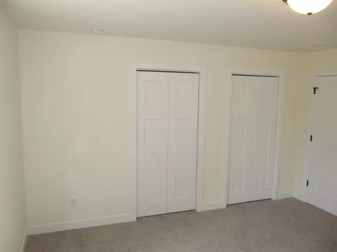 10143 Rustic Dr, De Motte, IN 46310 photo 23