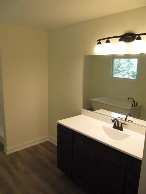 10143 Rustic Dr, De Motte, IN 46310 photo 27