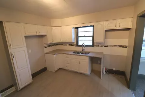 1330 Noble St, Gary, IN 46404 photo 3