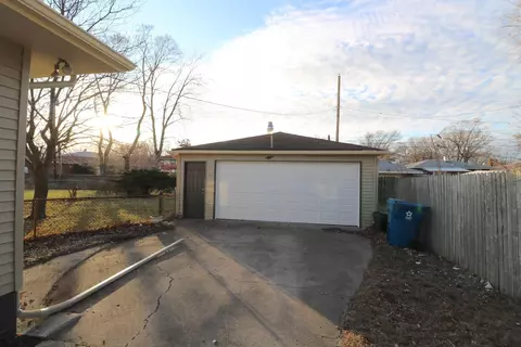 1330 Noble St, Gary, IN 46404 photo 10