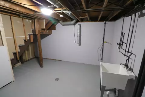 1330 Noble St, Gary, IN 46404 photo 29