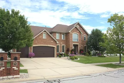 75 Primrose Dr, Dyer, IN 46311 photo 2