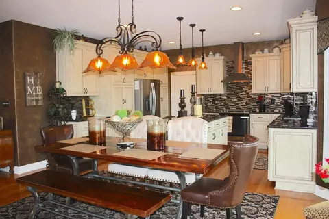 75 Primrose Dr, Dyer, IN 46311 photo 11