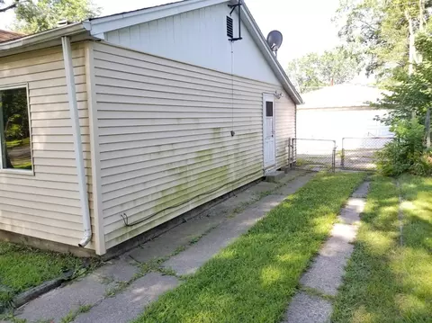 7814 Walnut Ave, Hammond, IN 46324 photo 3
