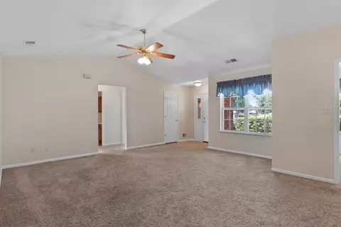 358 W 43rd Ct, Griffith, IN 46319 photo 4