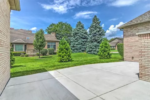 1737 Regal Ct, Munster, IN 46321 photo 32