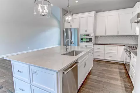 1737 Regal Ct, Munster, IN 46321 photo 8