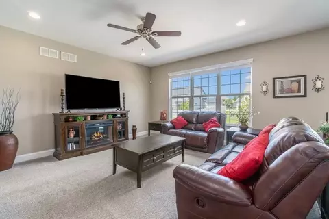 8120 W 102nd Ave, Saint John, IN 46373 photo 7