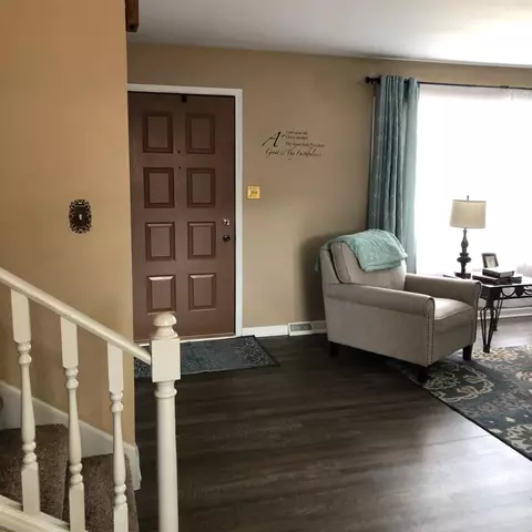 1503 Painted Leaf Dr, Crown Point, IN 46307 photo 5