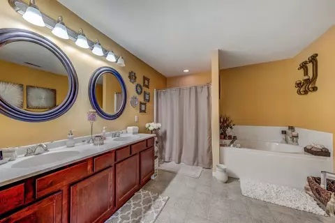 1392 Flagstone Dr, Dyer, IN 46311 photo 20