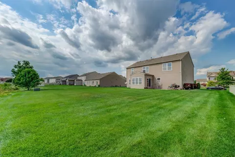 1392 Flagstone Dr, Dyer, IN 46311 photo 24