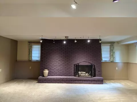 618 E Pine St, Griffith, IN 46319 photo 24