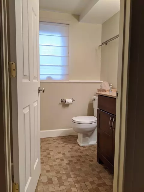 618 E Pine St, Griffith, IN 46319 photo 30