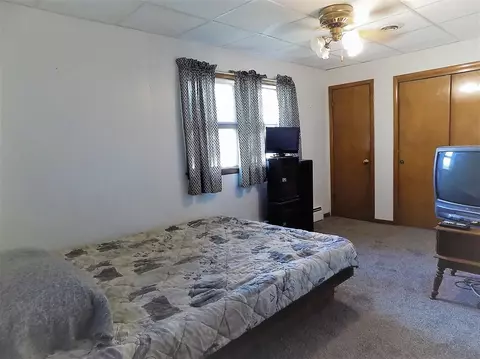 414 W Wirth Rd, Griffith, IN 46319 photo 11