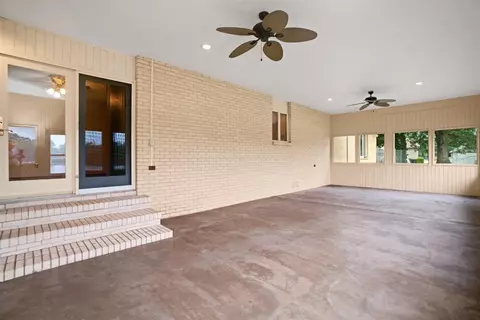 2331 Samuelson Rd, Portage, IN 46368 photo 14