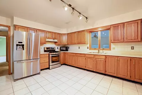 2331 Samuelson Rd, Portage, IN 46368 photo 11