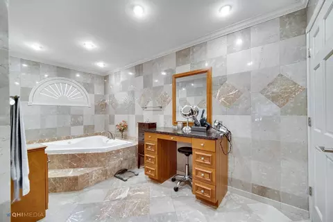 1048 Killarney Dr, Dyer, IN 46311 photo 15