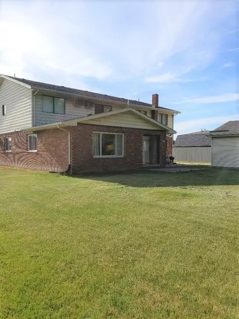 12 Maxwell St, Hebron, IN 46341 photo 6