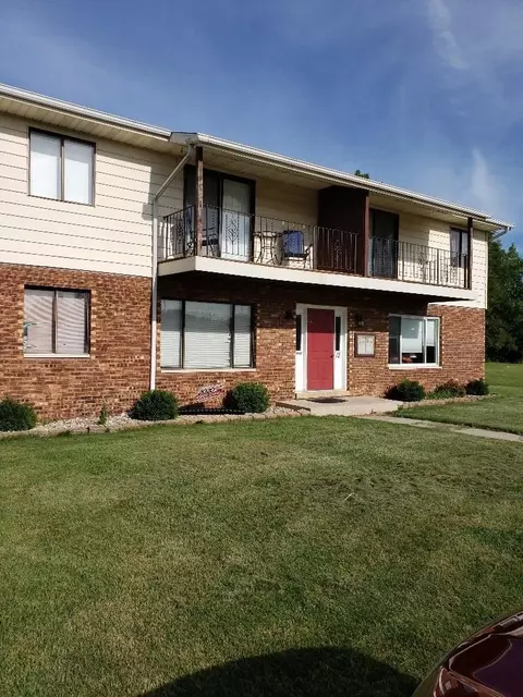 12 Maxwell St, Hebron, IN 46341 photo 2