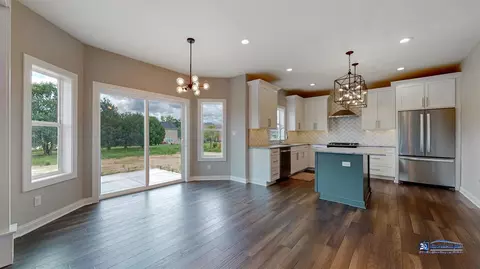 8681 Manor House Dr, Saint John, IN 46373 photo 5