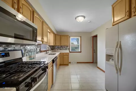 848 N Jay St, Griffith, IN 46319 photo 7