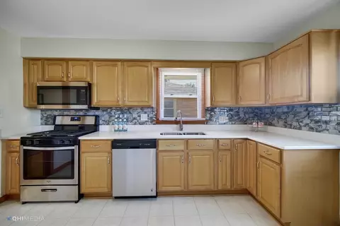 848 N Jay St, Griffith, IN 46319 photo 6