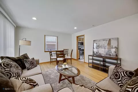 848 N Jay St, Griffith, IN 46319 photo 3