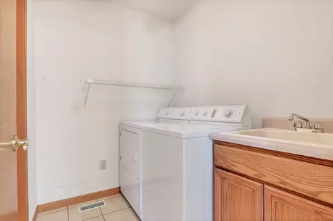 431 Edith Ct, Crown Point, IN 46307 photo 8