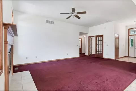 431 Edith Ct, Crown Point, IN 46307 photo 3