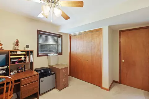 40 Schmidt Dr, Dyer, IN 46311 photo 16