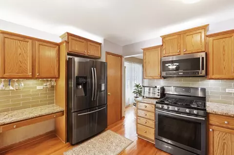 40 Schmidt Dr, Dyer, IN 46311 photo 5