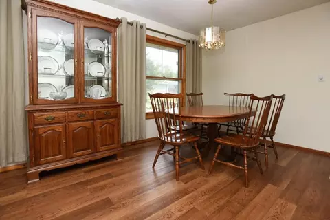314 Minter Dr, Griffith, IN 46319 photo 4