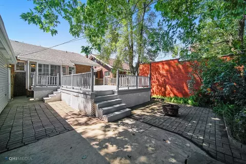 1641 Davis Ave, Whiting, IN 46394 photo 23