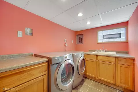 1641 Davis Ave, Whiting, IN 46394 photo 17