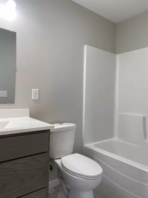 601 Mitchell Ave, Kouts, IN 46347 photo 13