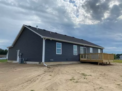 601 Mitchell Ave, Kouts, IN 46347 photo 18