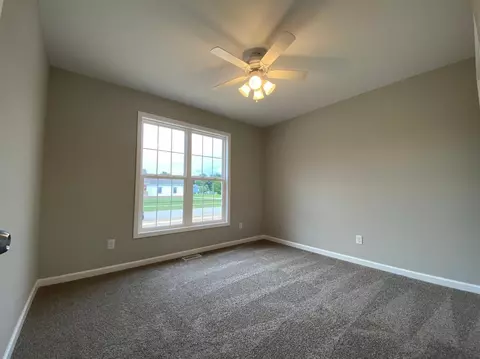 601 Mitchell Ave, Kouts, IN 46347 photo 14