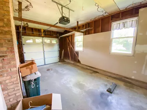 1109 Wright Ave, La Porte, IN 46350 photo 23